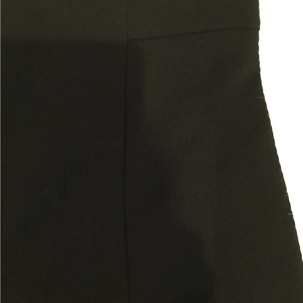 Shorts 🖤 - Picture 3 of 4